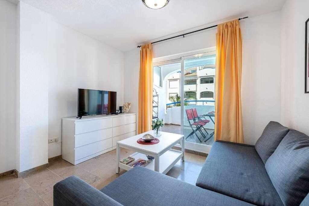 797 Holiday Rentals- Hermoso Apartamento Para 4 En بينالماذينا المظهر الخارجي الصورة