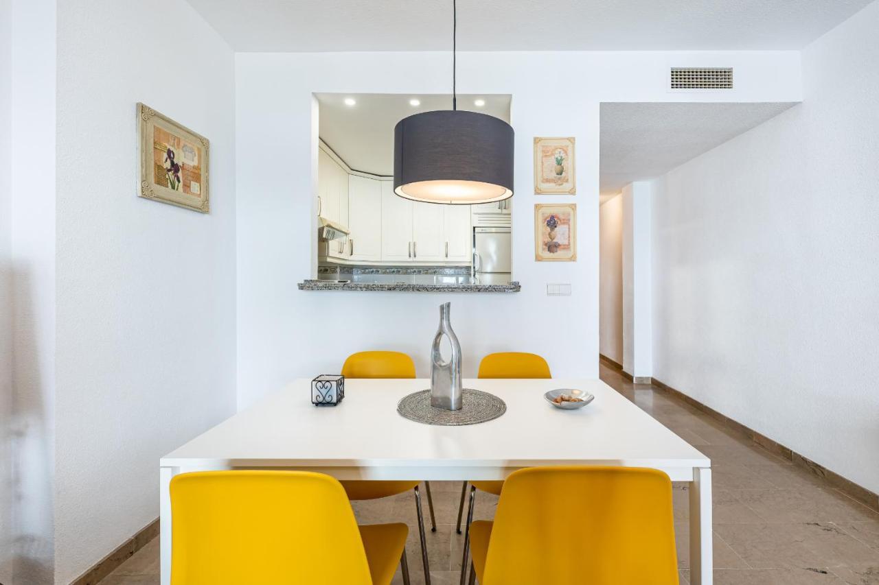 797 Holiday Rentals- Hermoso Apartamento Para 4 En بينالماذينا المظهر الخارجي الصورة